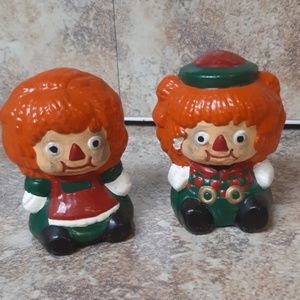 Handpainted Raggedy Ann and Andy Christmas Holiday season Shelf Sitting Set